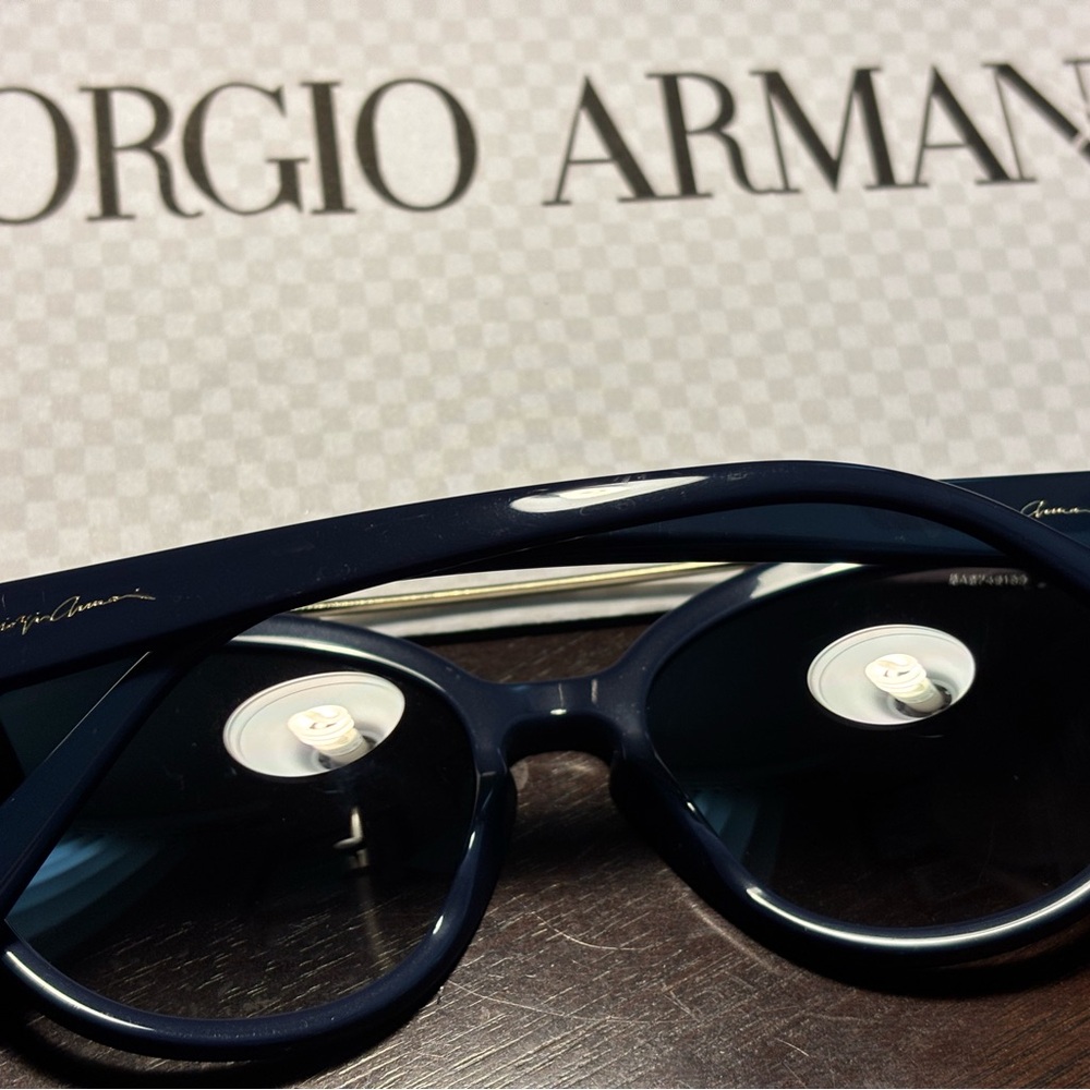 New Giorgio Armani 8086 5543/8G Double Bar Dark Blue Sunglasses. Unisex - Picture 13 of 15